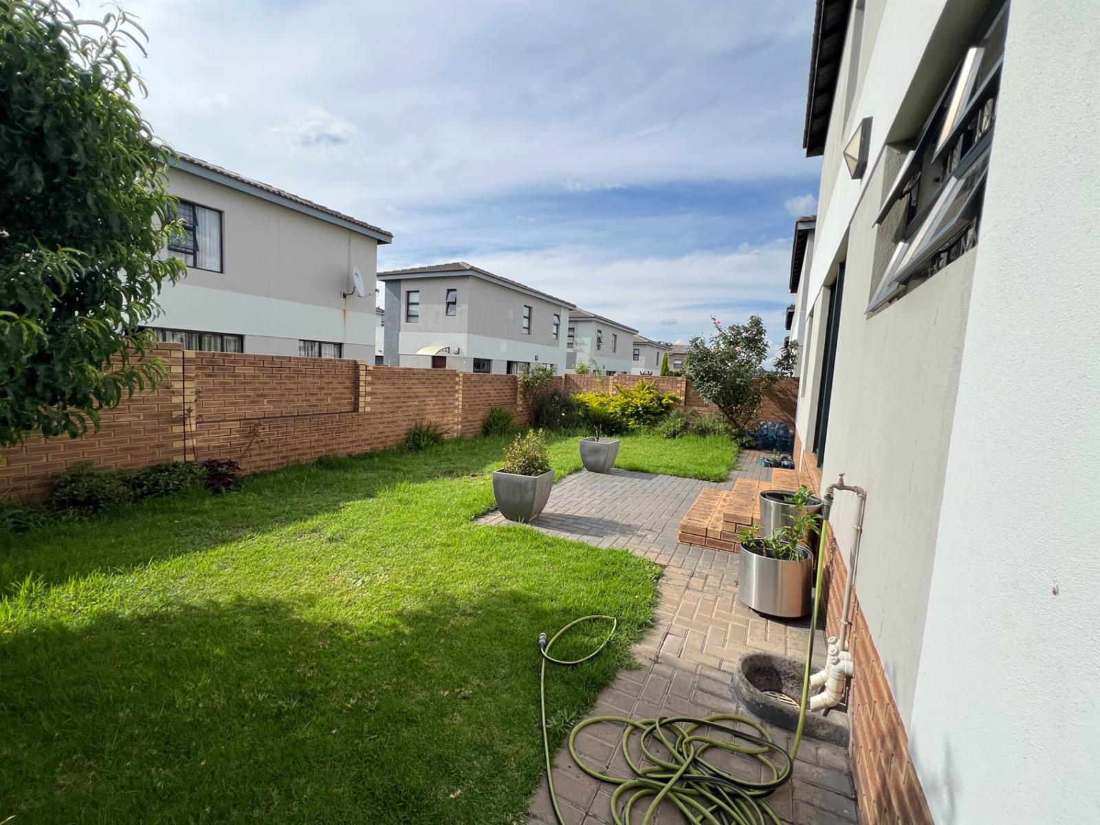 House For Sale in Thatchfield Ridge, Centurion.