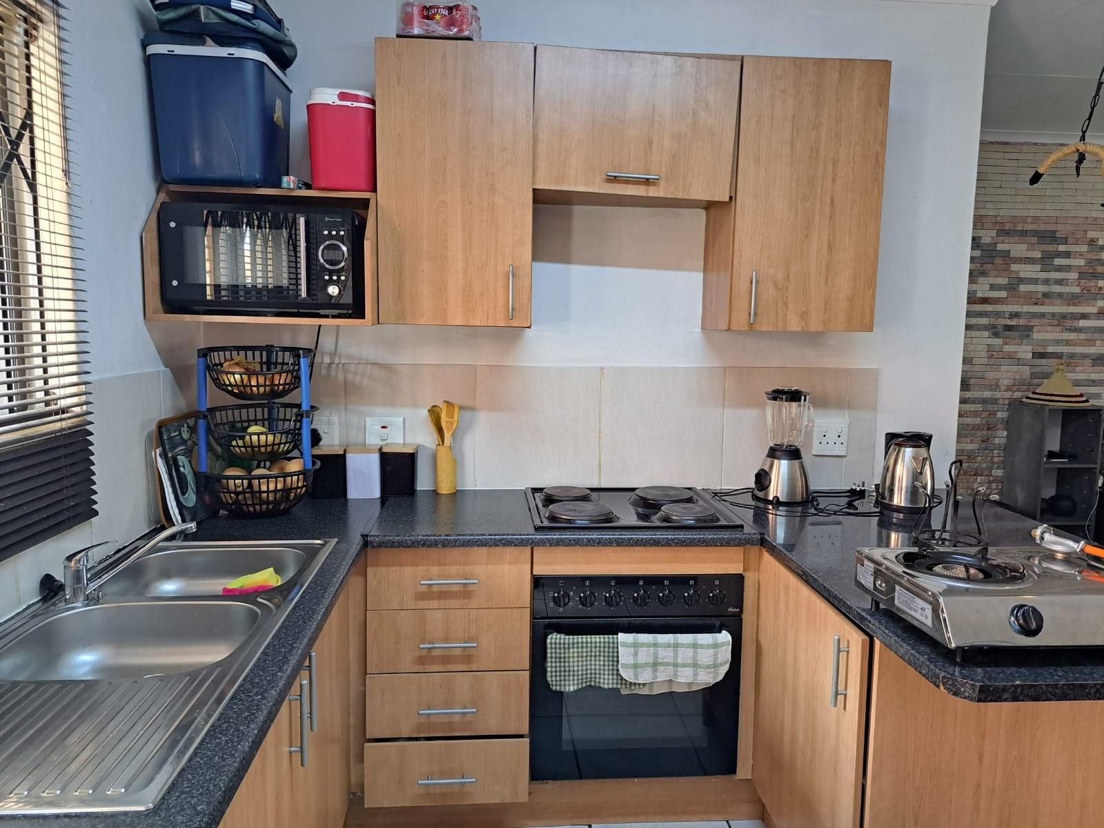 Apartment For Sale in Groblerpark Ext, Roodepoort