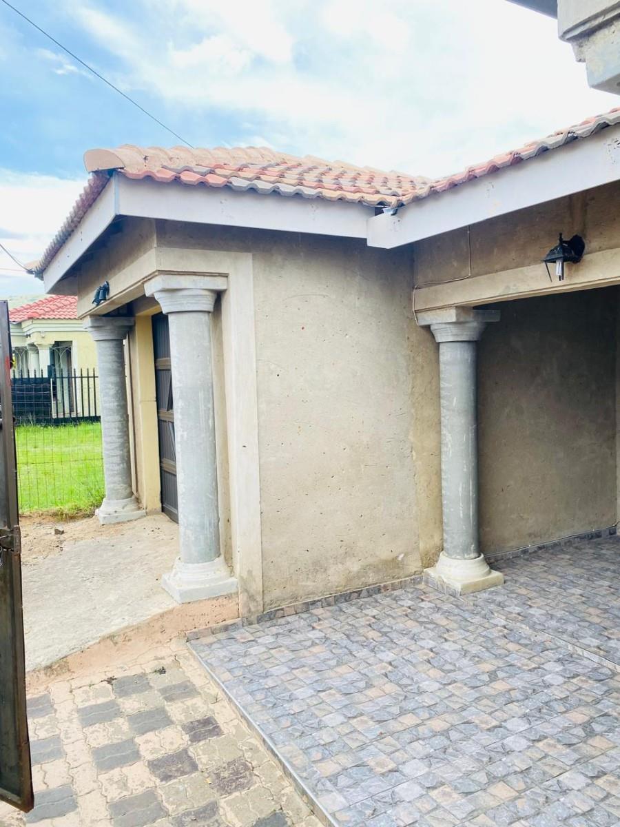 House For Sale in Bhekuzulu, Vryheid, KwaZulu Natal