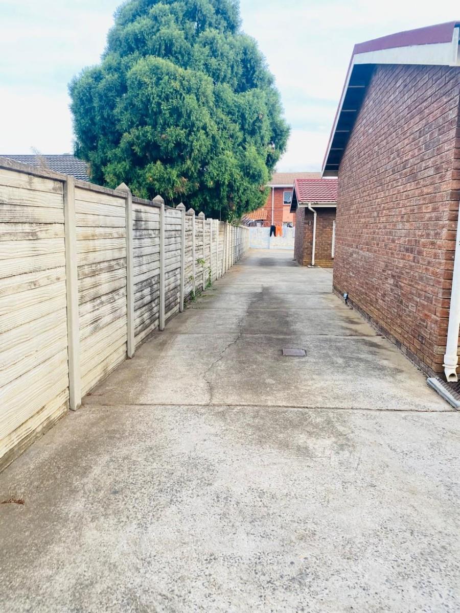 Townhouse For Sale in Vryheid, KwaZulu Natal