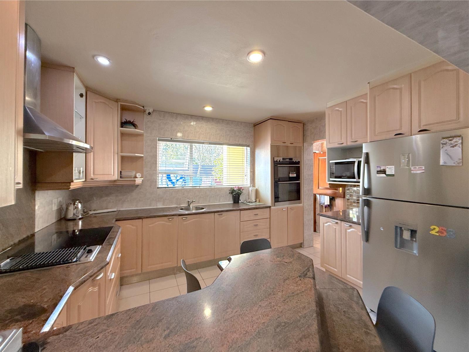 Timeless Luxury in Prestigious Dainfern Golf Estate