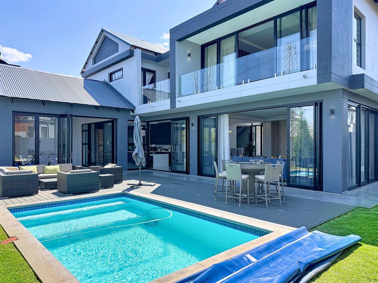 Elegant 5-Bedroom, 5.5 Bath Family Home - The Hills Game Reserve Estate, Pretoria East