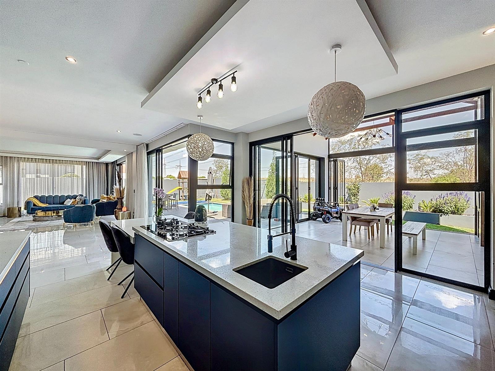 Elegant 5-Bedroom, 5.5 Bath Family Home - The Hills Game Reserve Estate, Pretoria East