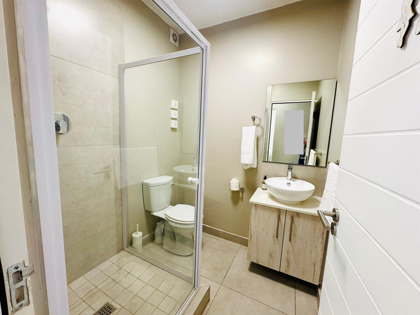 Studio Apartment For Sale in Olifantskop, Langebaan