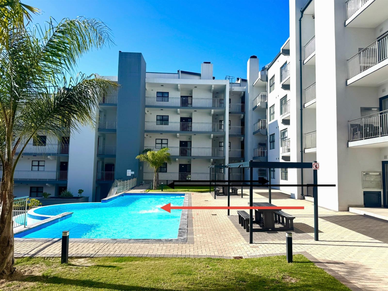Studio Apartment For Sale in Olifantskop, Langebaan