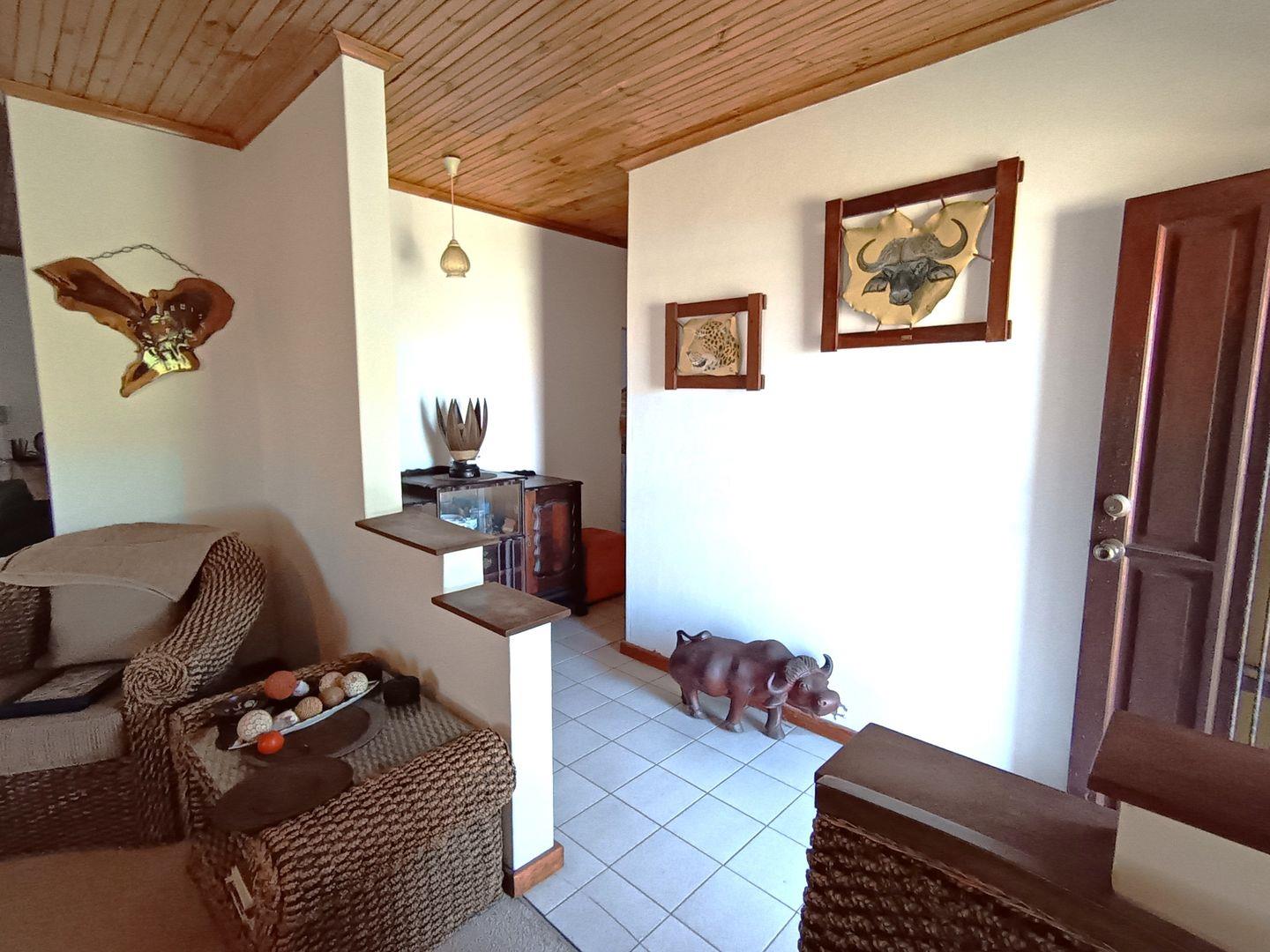 House For Sale in Noorsekloof, Jeffreys Bay