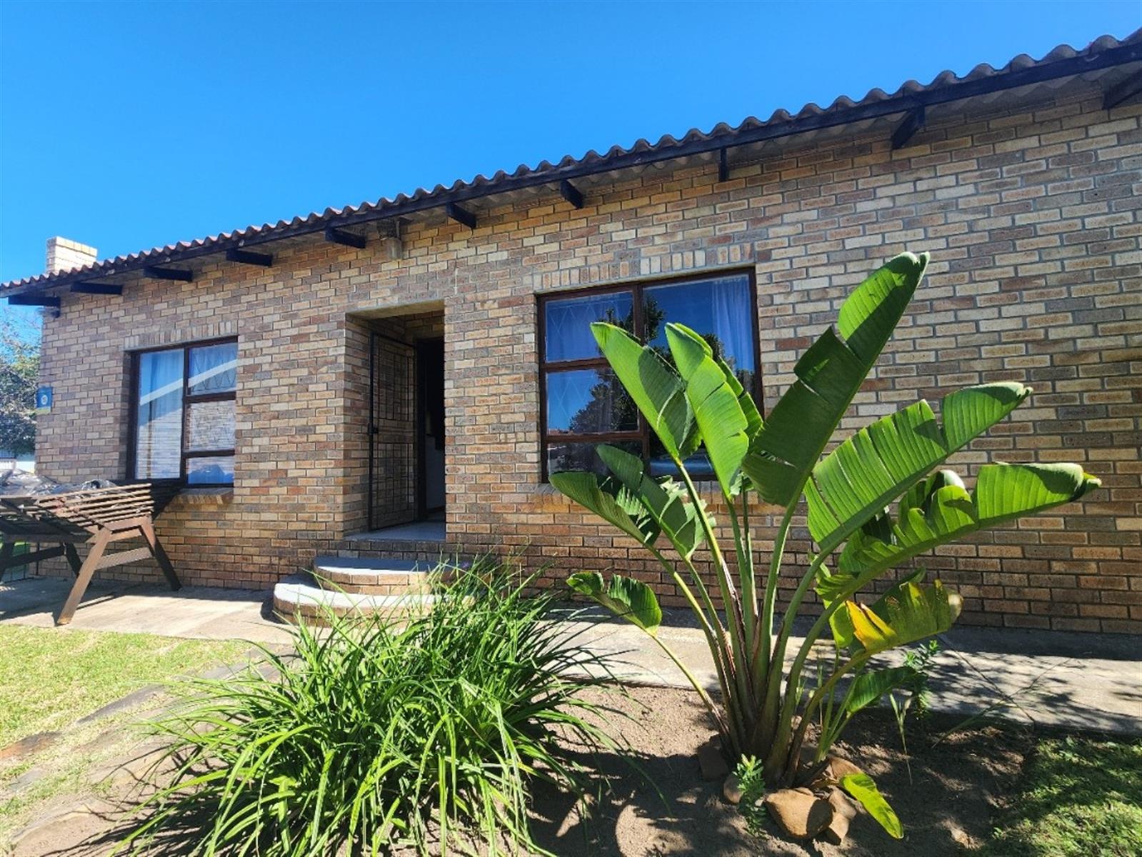 House For Sale in Noorsekloof, Jeffreys Bay