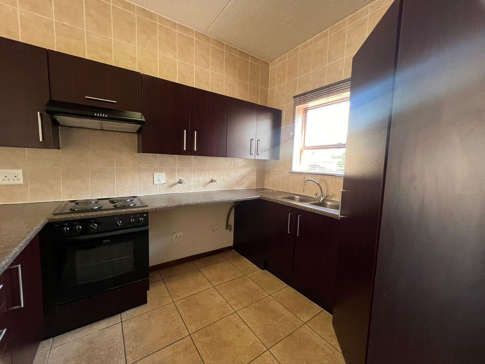 Spacious 2-Bedroom Apartment in Westwood Way