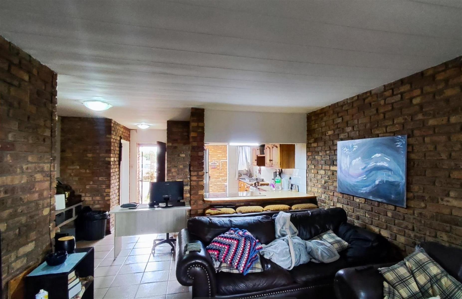 2 Bed Duplex in Boksburg for R750 000
