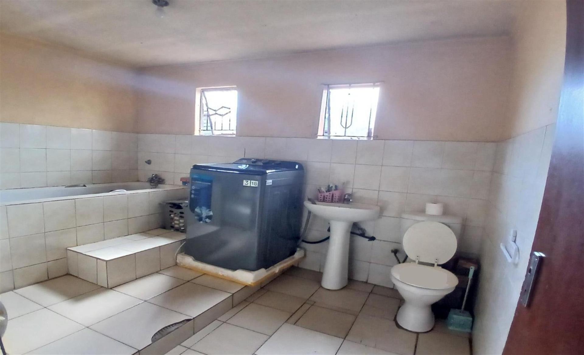4-Bedroom Standalone Home for Sale in Roundebult - R640,000