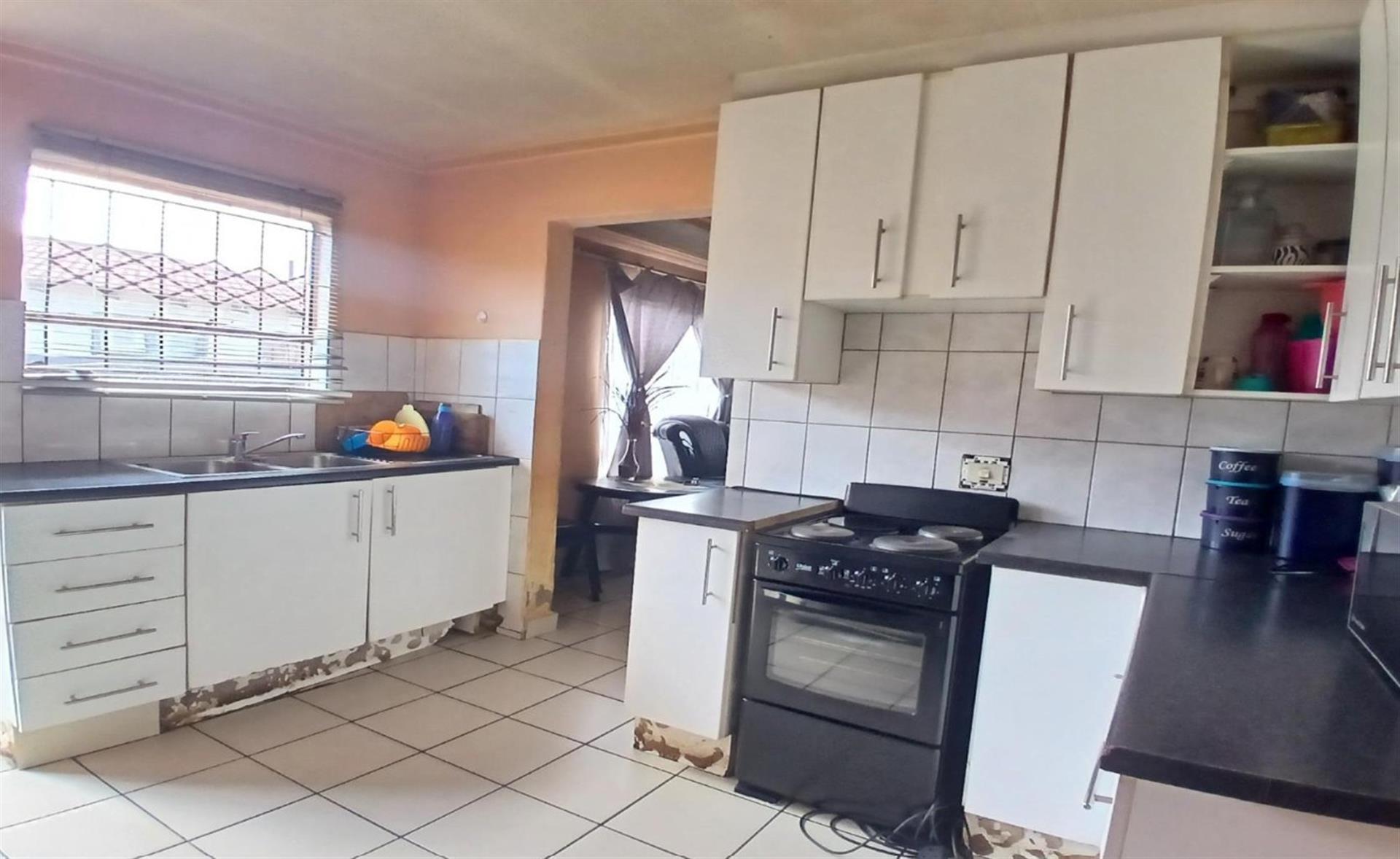 4-Bedroom Standalone Home for Sale in Roundebult - R640,000