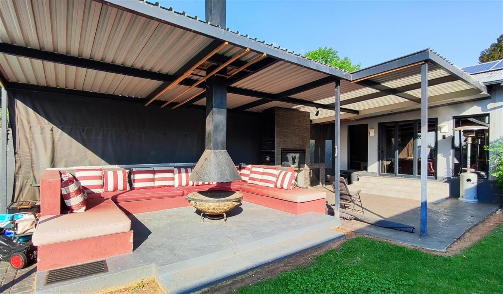 Spacious Apartment for Sale on Clarke Street, Rynfield - R3,490,000