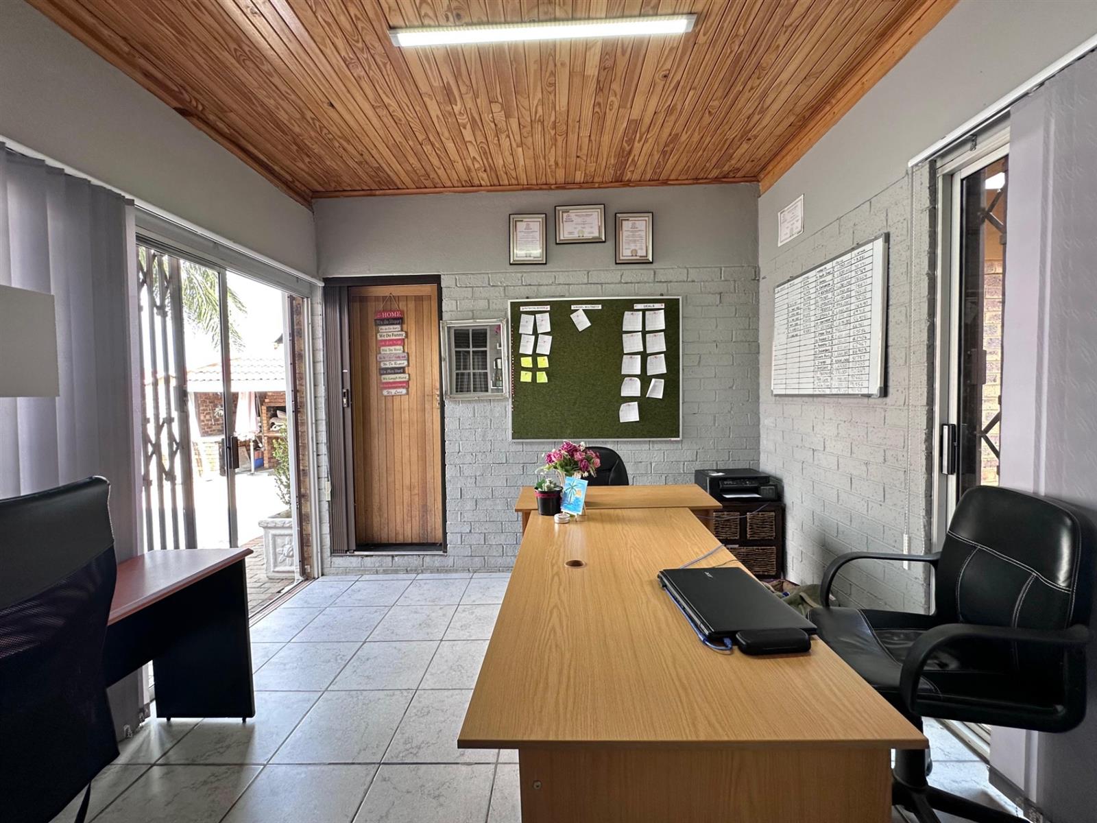 Townhouse for sale in Huttenheights, Newcastle, KwaZulu Natal