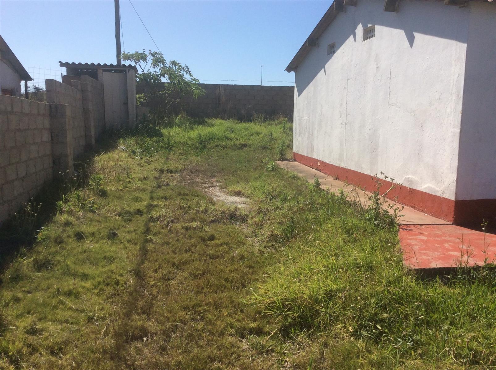 HOUSE FOR SALE IN KWANOBUHLE