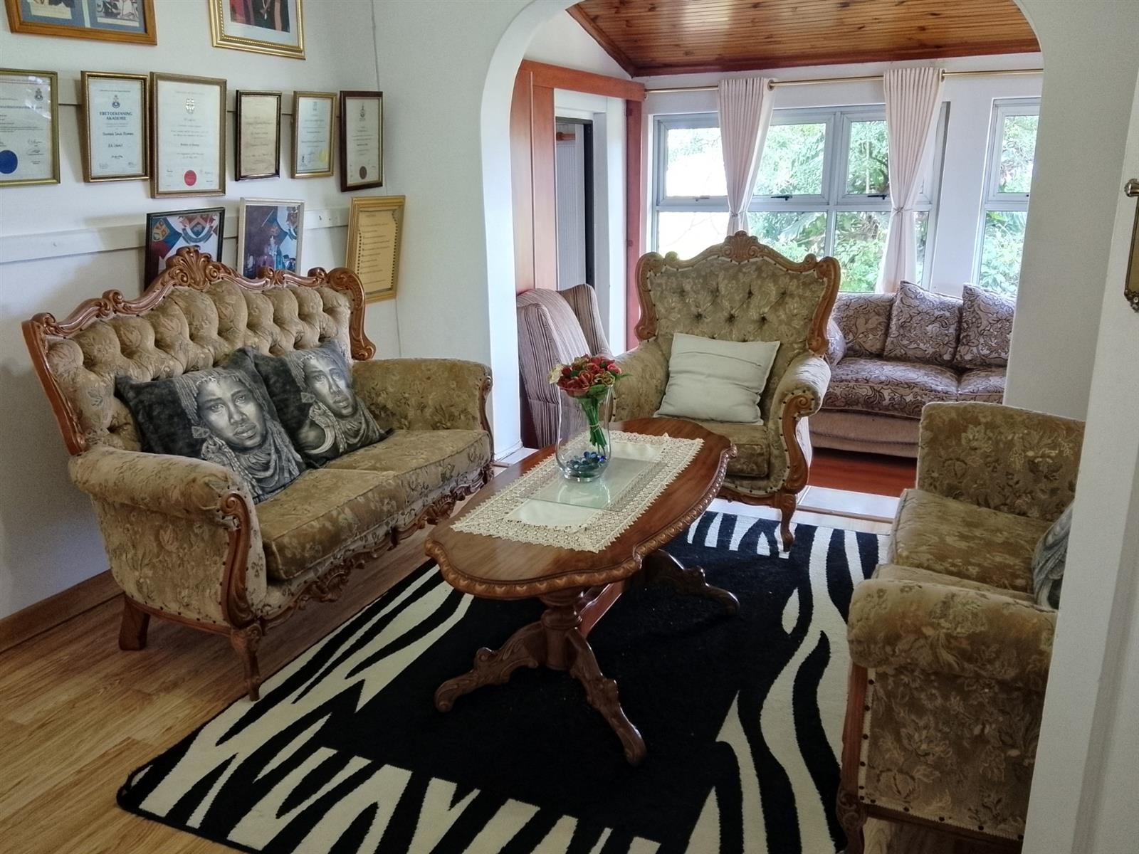 House For Sale in Amanzimtoti, KwaZulu Natal