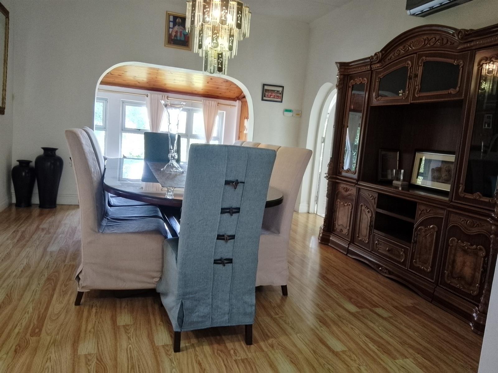 House For Sale in Amanzimtoti, KwaZulu Natal