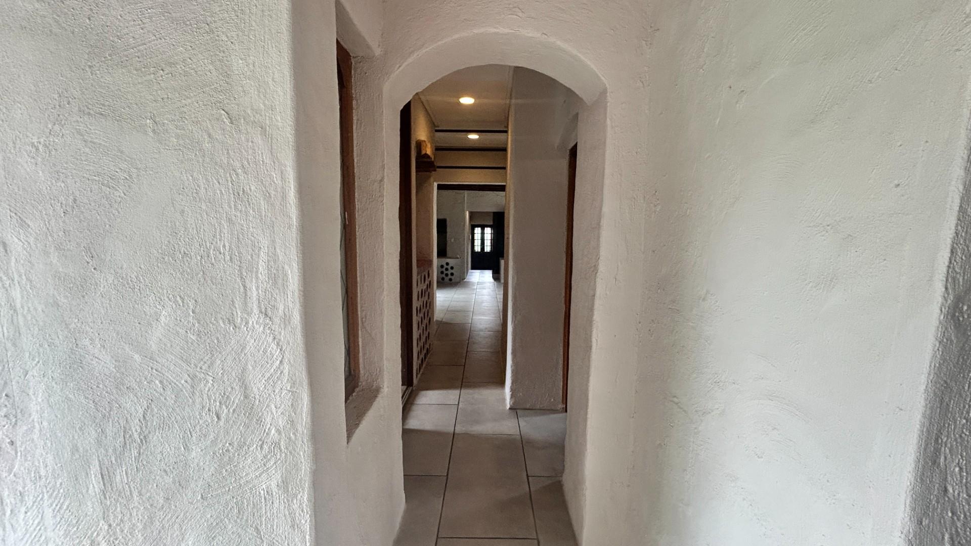 House For Sale in Waterkloof Ridge, Pretoria