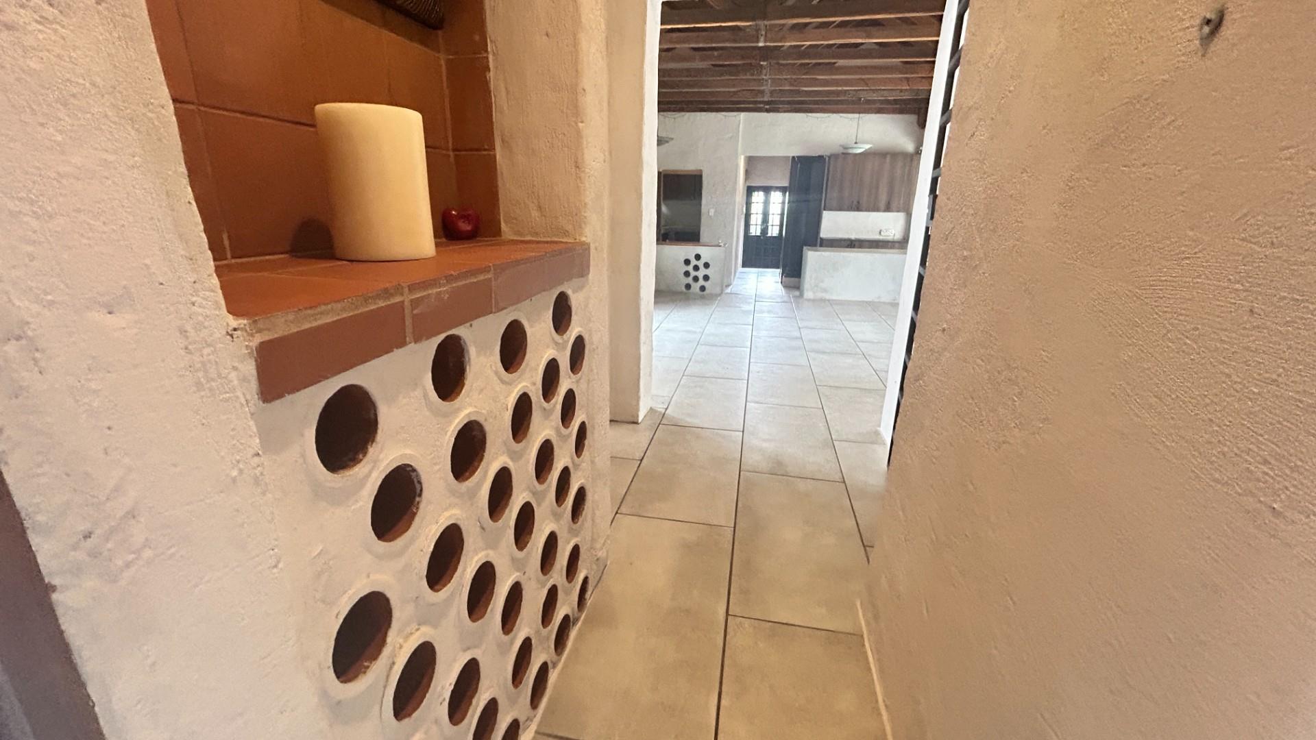 House For Sale in Waterkloof Ridge, Pretoria