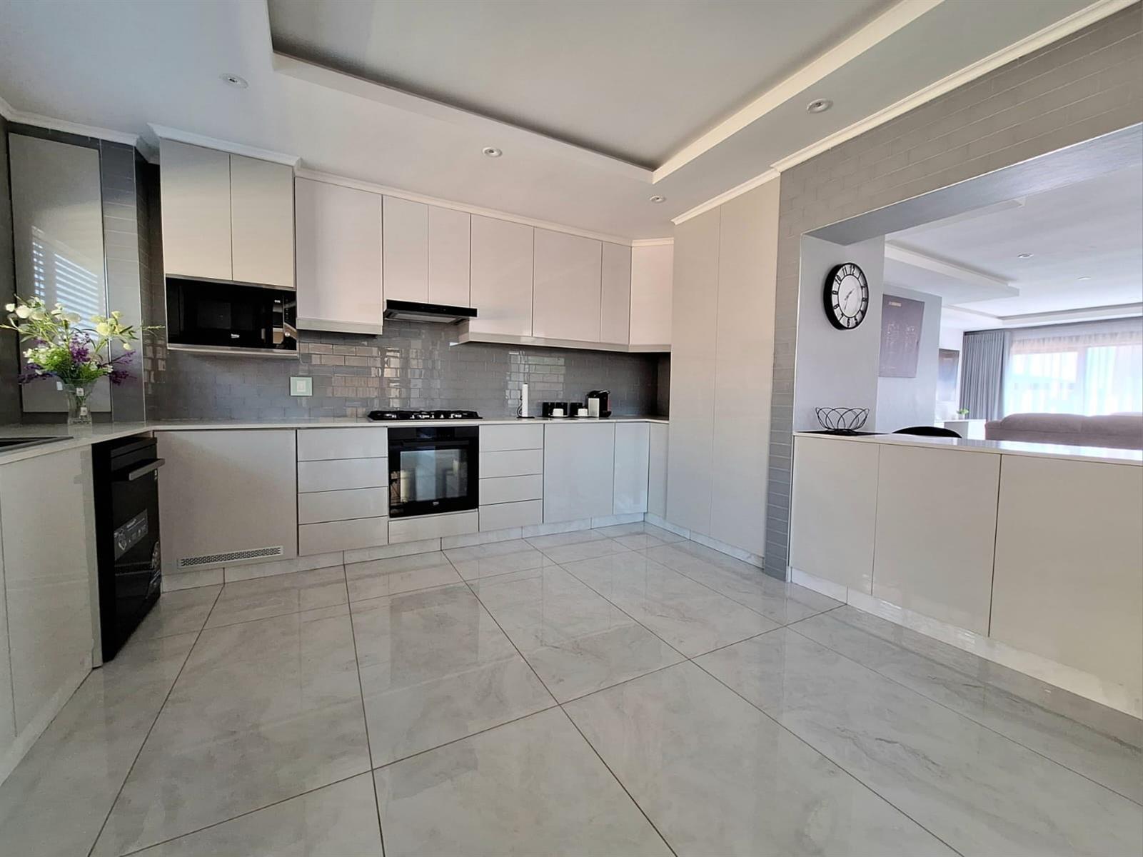 Modern Three-Bedroom Home For Sale in Izinga Ridge, Umhlanga KwaZulu Natal