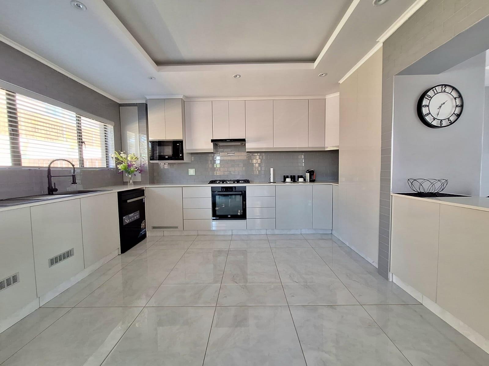 Modern Three-Bedroom Home For Sale in Izinga Ridge, Umhlanga KwaZulu Natal