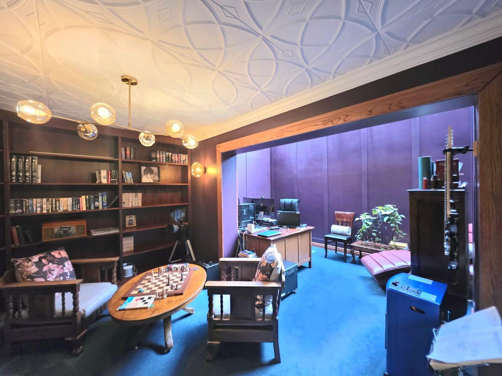 Spacious Duplex Townhouse - A Home Alive With Character, Colour and Creativity