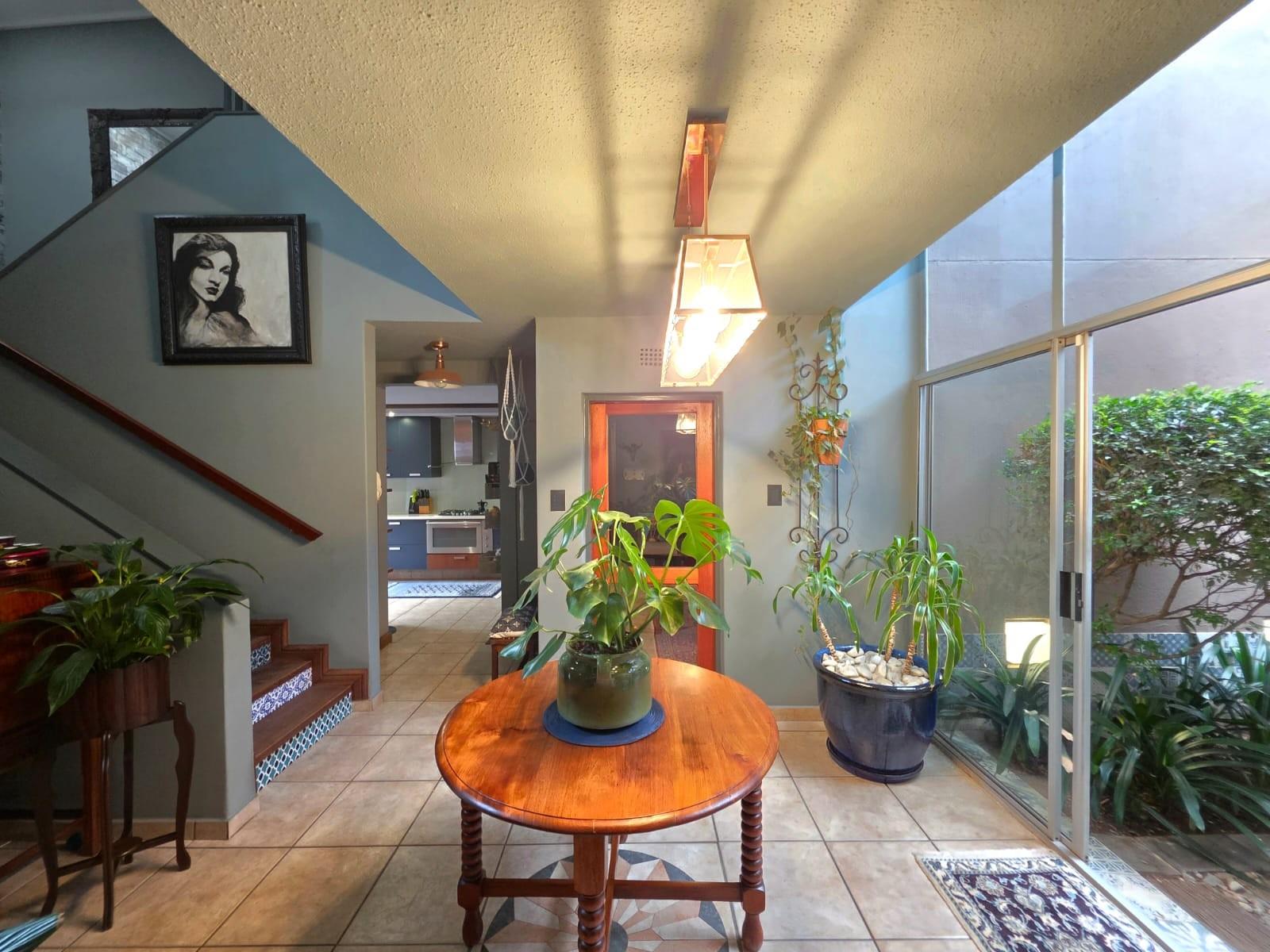 Spacious Duplex Townhouse - A Home Alive With Character, Colour and Creativity