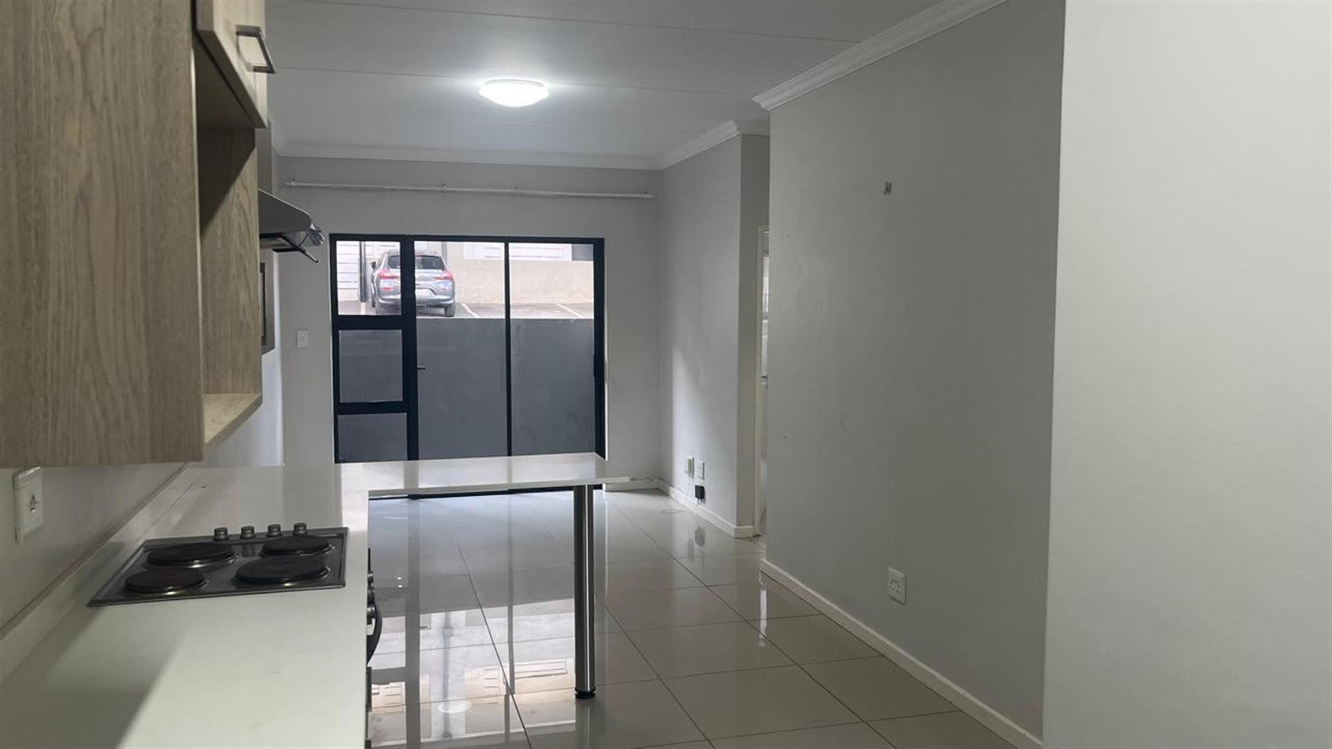 Apartment For Sale in Halfway Gardens, Midrand
