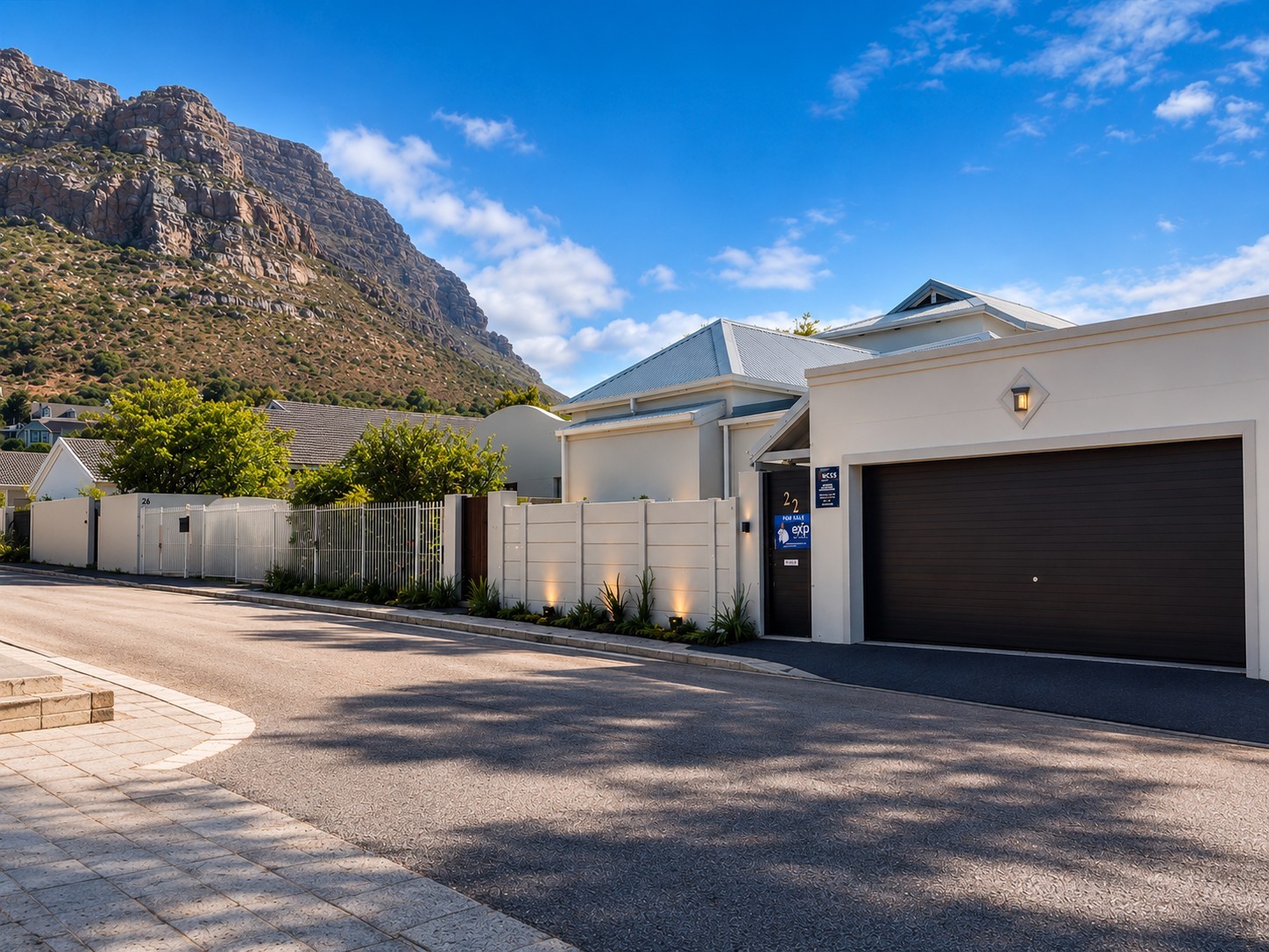 AIRBNB, SURF LODGE AND COASTAL INVESTMENT OPPORTUNITY IN LAKESIDE