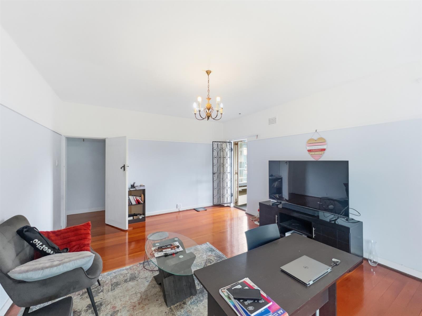 1 Bedroom Apartment For Sale in Musgrave, Durban