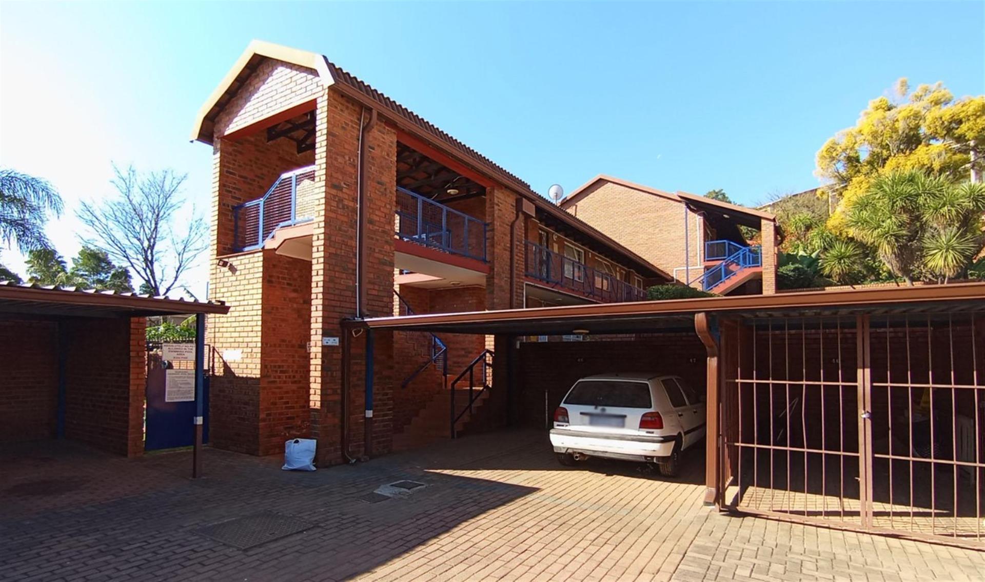 Apartment For Sale in Windsor East, Randburg 92 Squares.