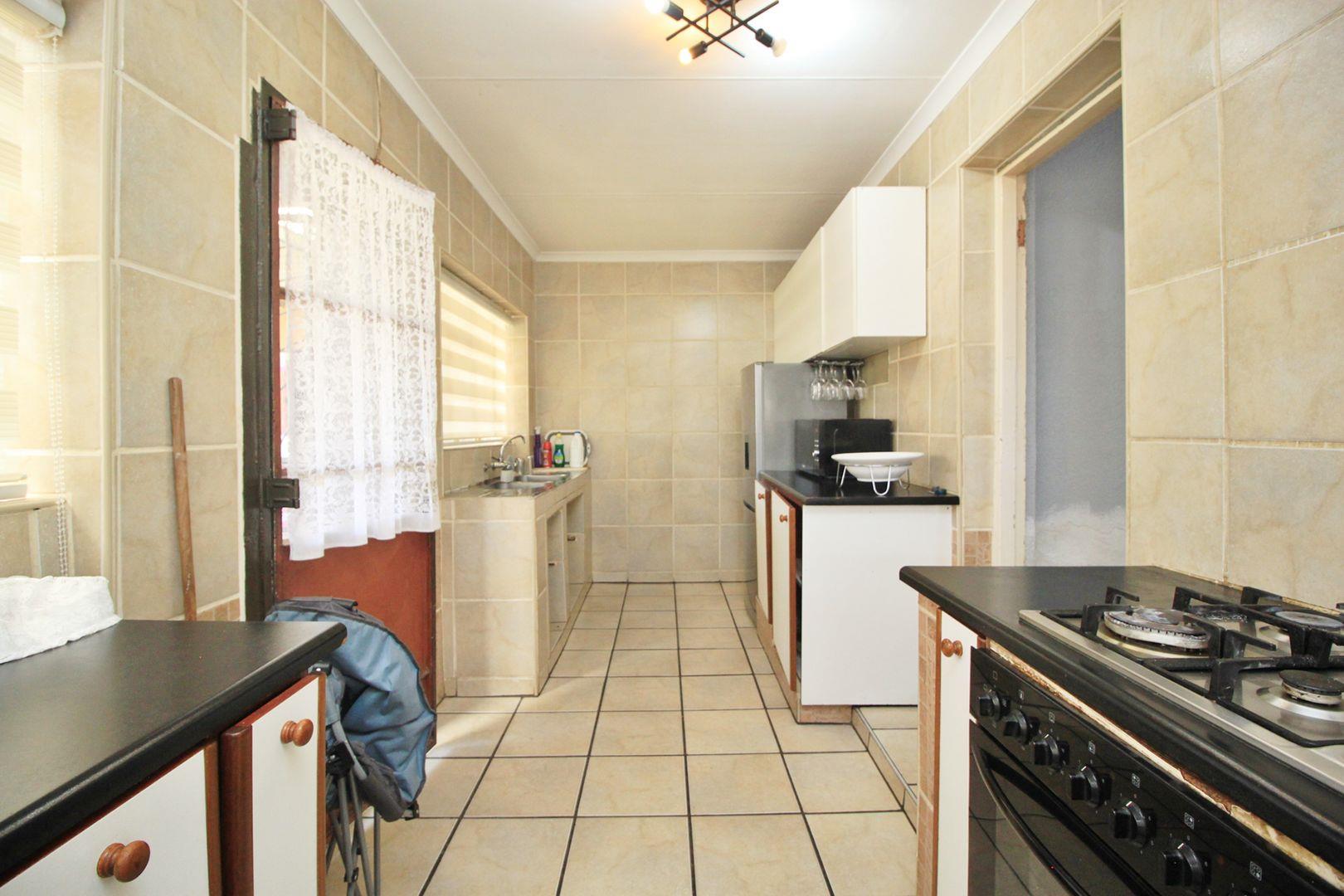 House for sale in Gerdview, Germiston, 13 Van Riebeeck Street, Gerdview, Germiston, Gauteng, 714 m²