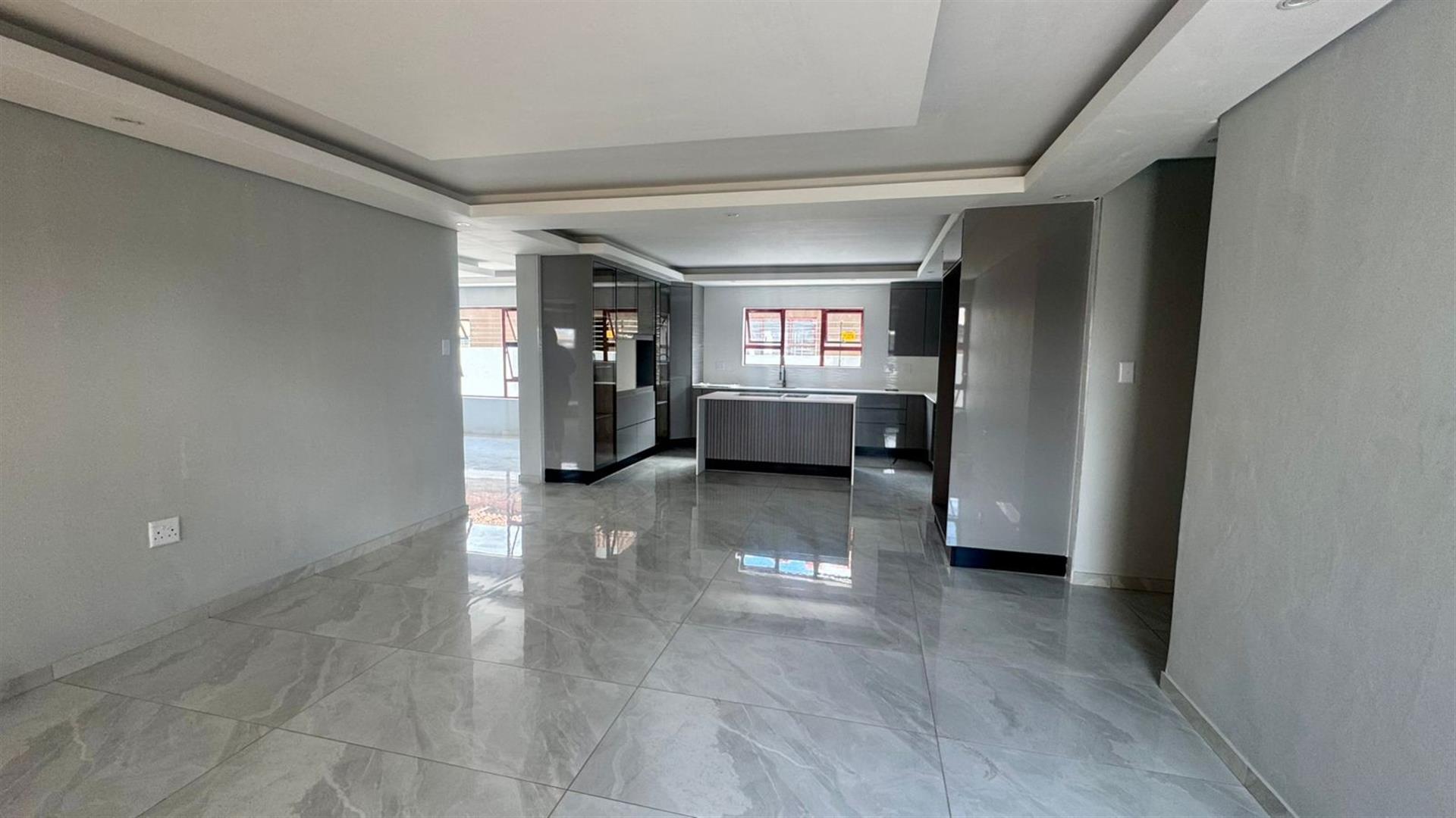 Brand-New Modern Masterpiece in Aerorand