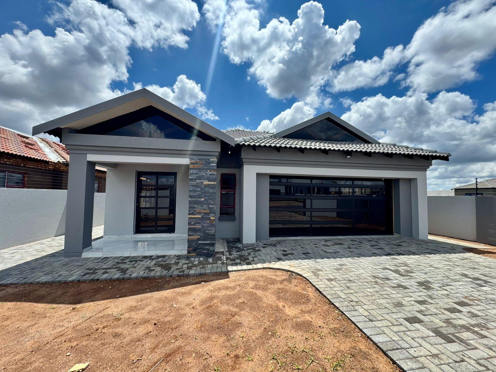 Brand-New Modern Masterpiece in Aerorand