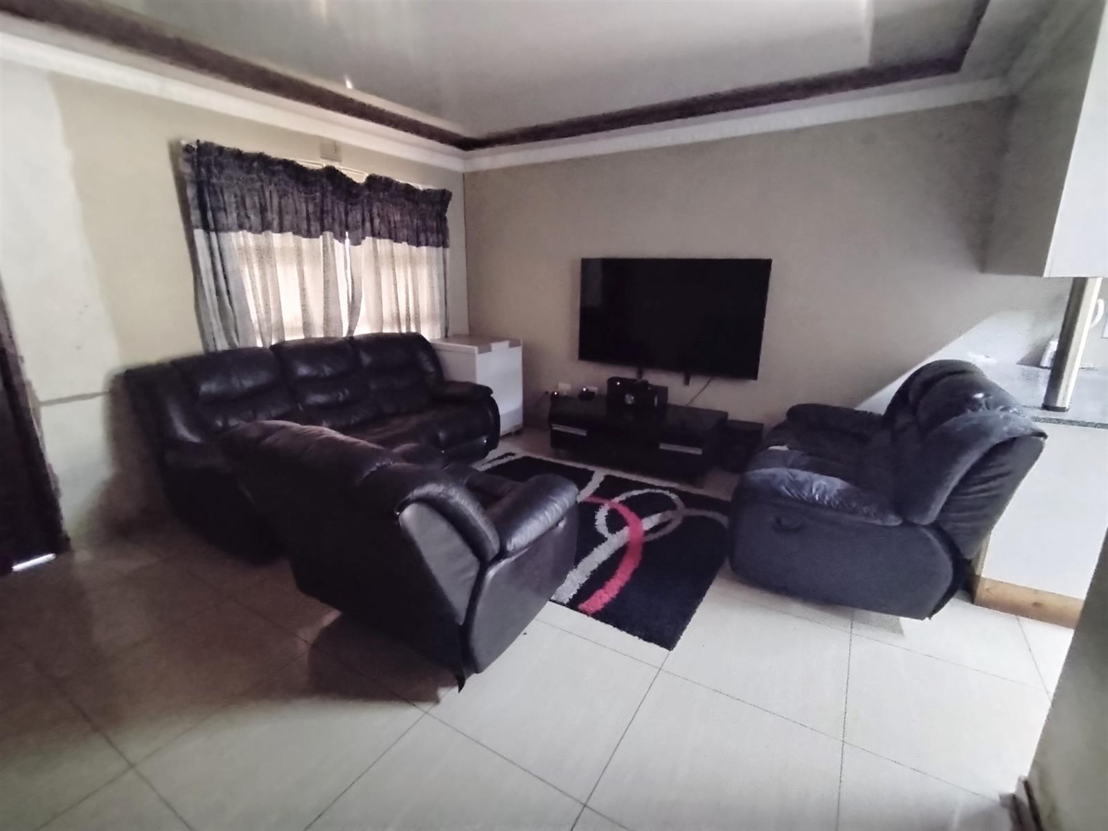3 BEDROOM HOUSE FOR SALE IN EMPANGENI