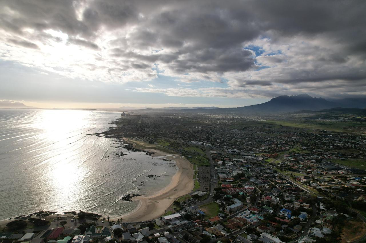 House in Mountainside, Gordons Bay