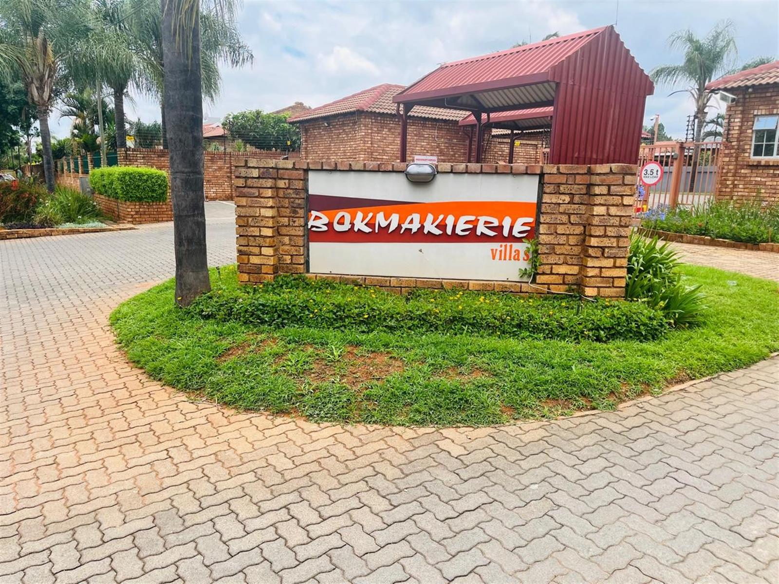 House for sale in Theresapark, Akasia