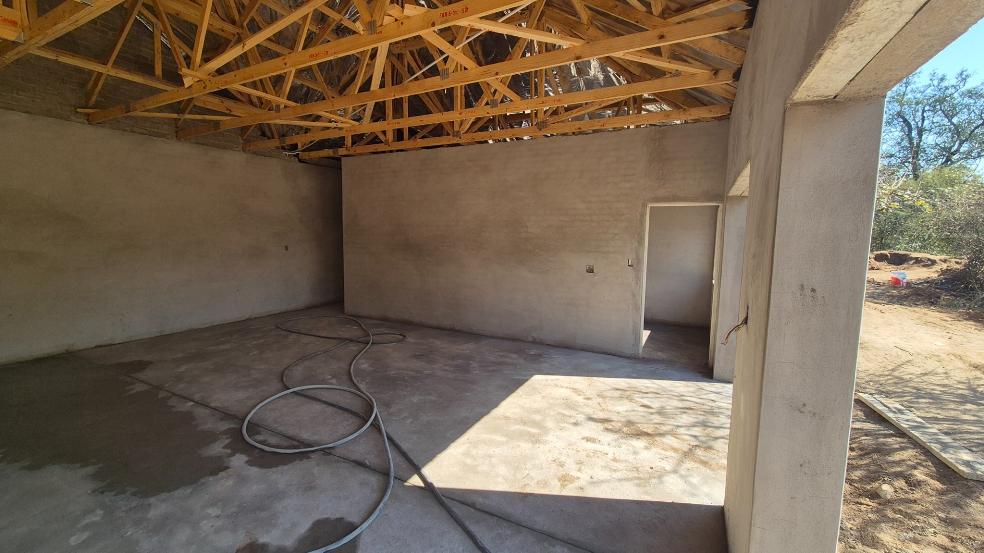 A large house under construction on one of the best plots in Blyde Wildlife Estate.N0 TRANSFER DUTY