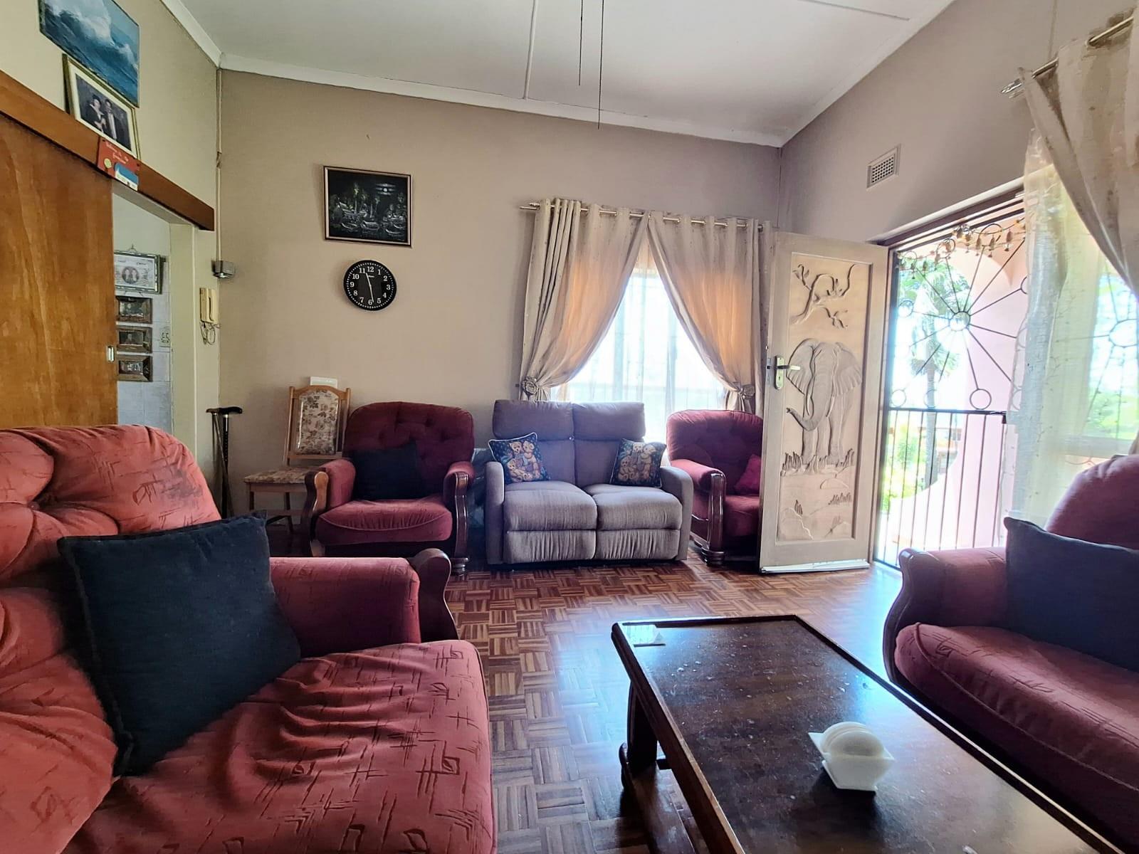 Well-Maintained 4-Bed 3-Bath Home in Stanger Heights
