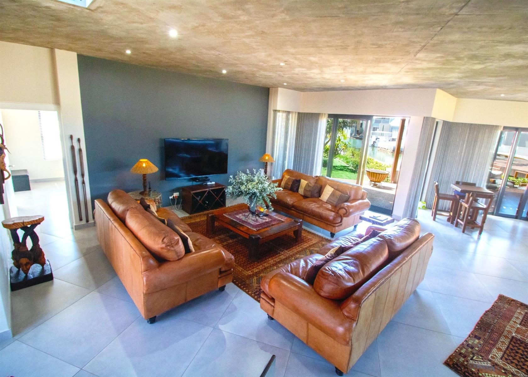 Luxury Canal-Front Home with Private Mooring for 2 Boats | Marina Martinique