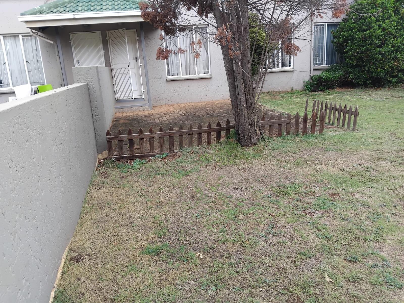 3 Bedroom Apartment For Sale Glen Marais