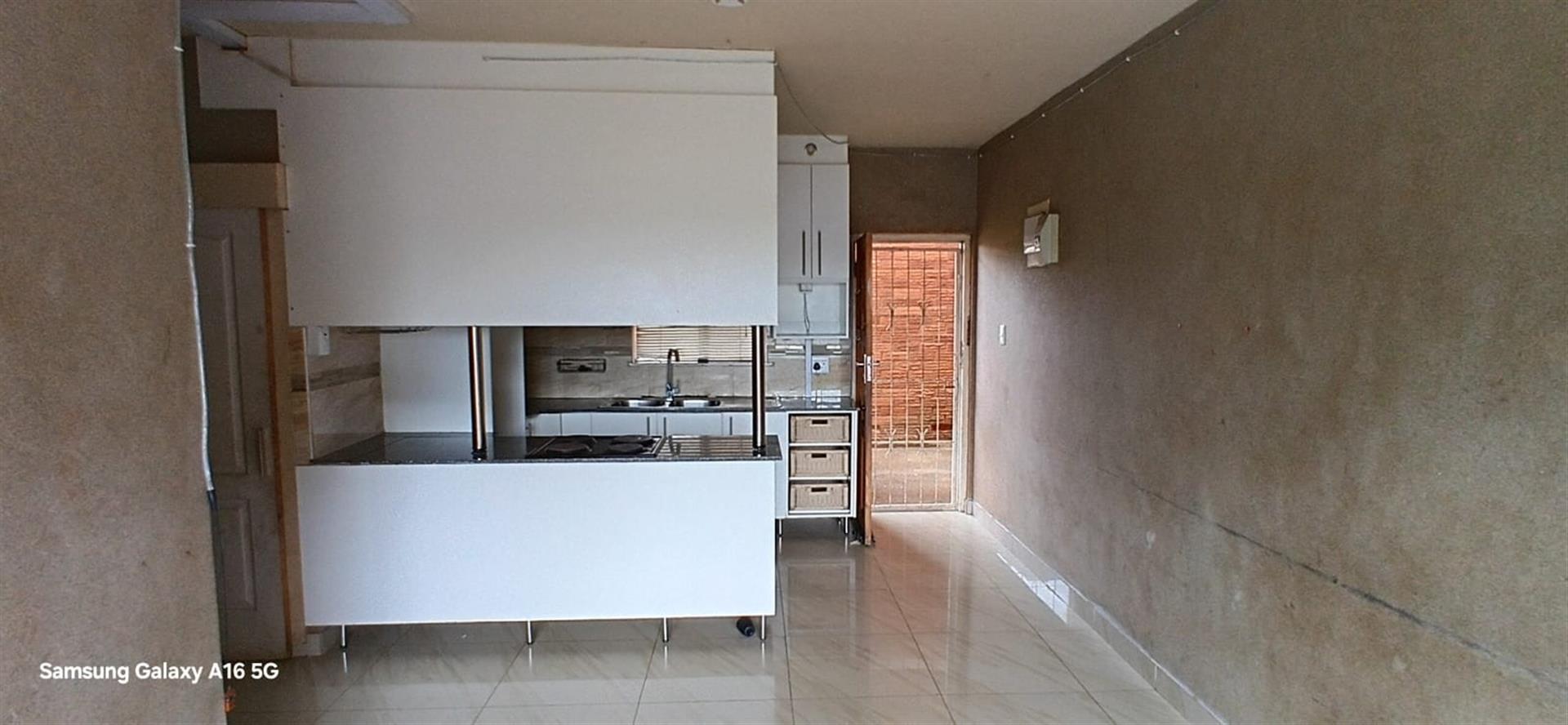Complex For Sale in Empangeni Central, Empangeni, KwaZulu Natal