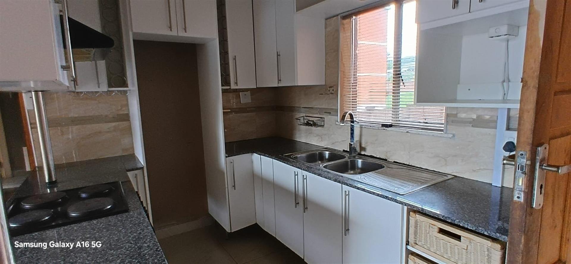 Complex For Sale in Empangeni Central, Empangeni, KwaZulu Natal