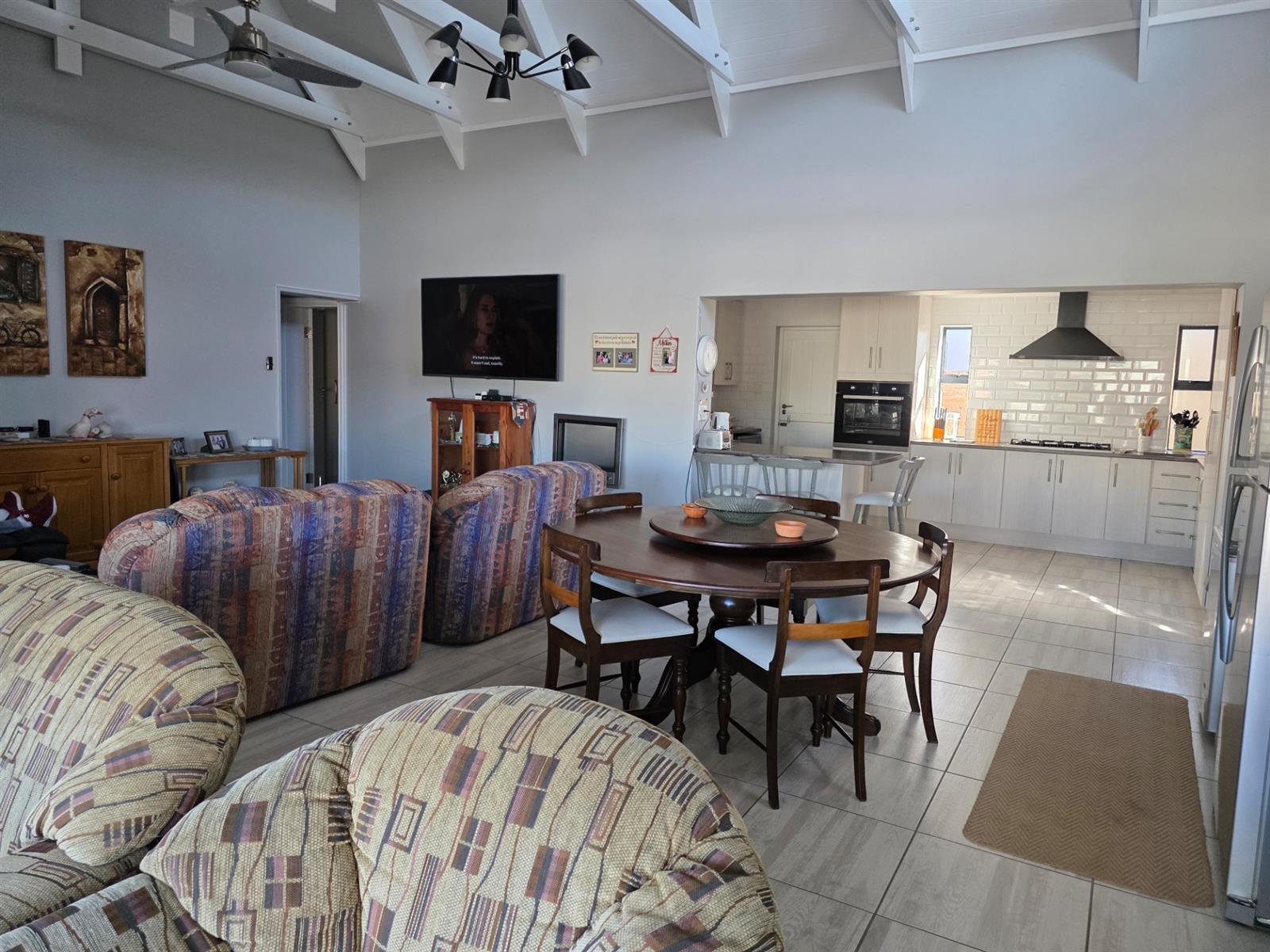3 Bedroom House For Sale in Karookraal Estate, Hartenbos