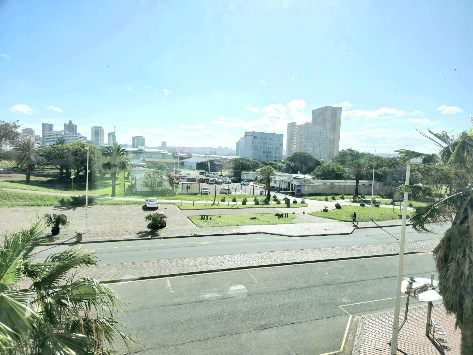 Apartment For Sale in North Beach, Durban, KwaZulu Natal
