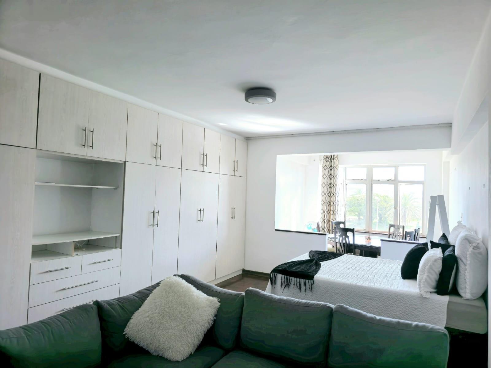 Apartment For Sale in North Beach, Durban, KwaZulu Natal