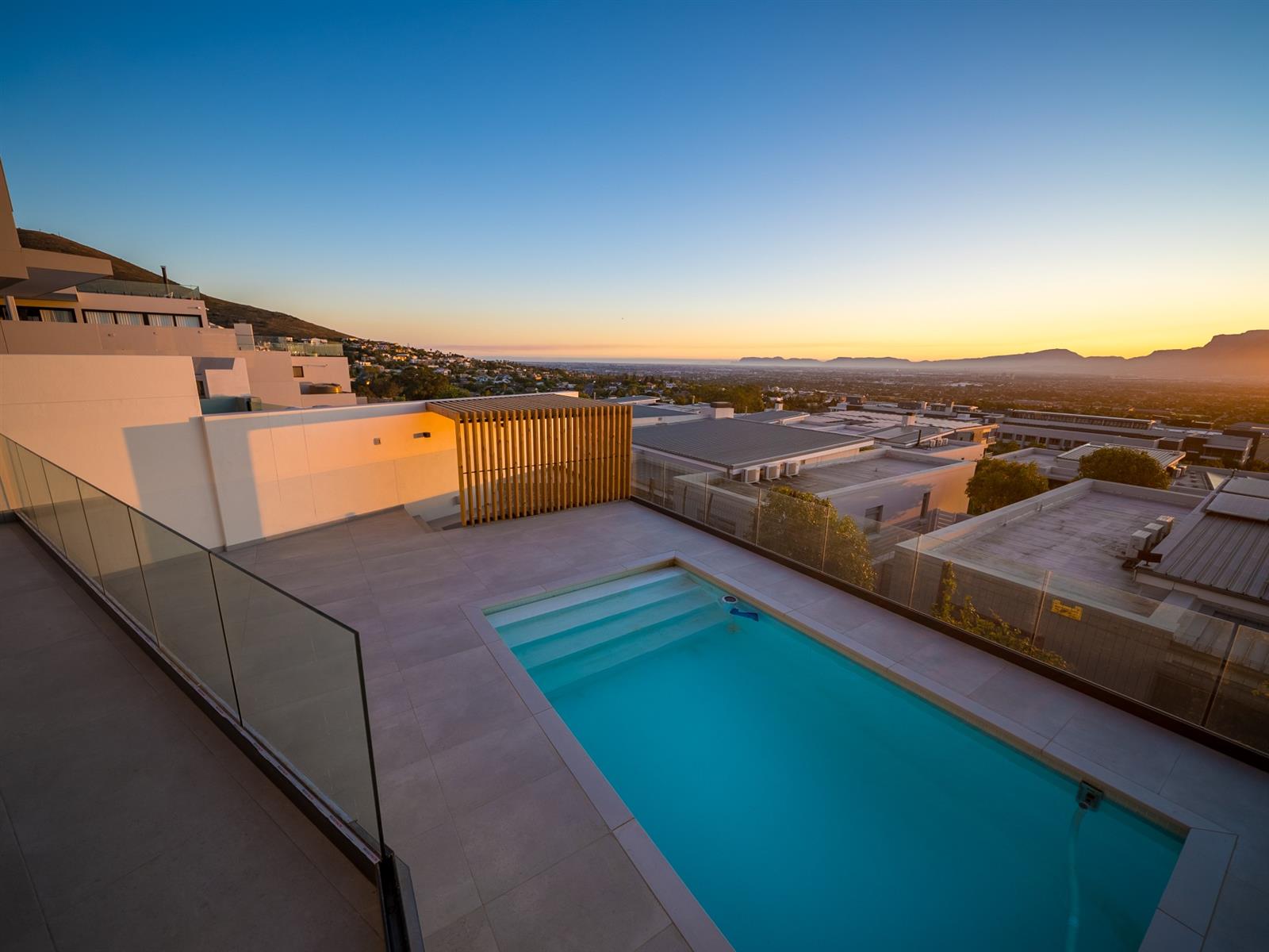 5-Bedroom Luxury Residence in Prestigious Baronetcy Estate