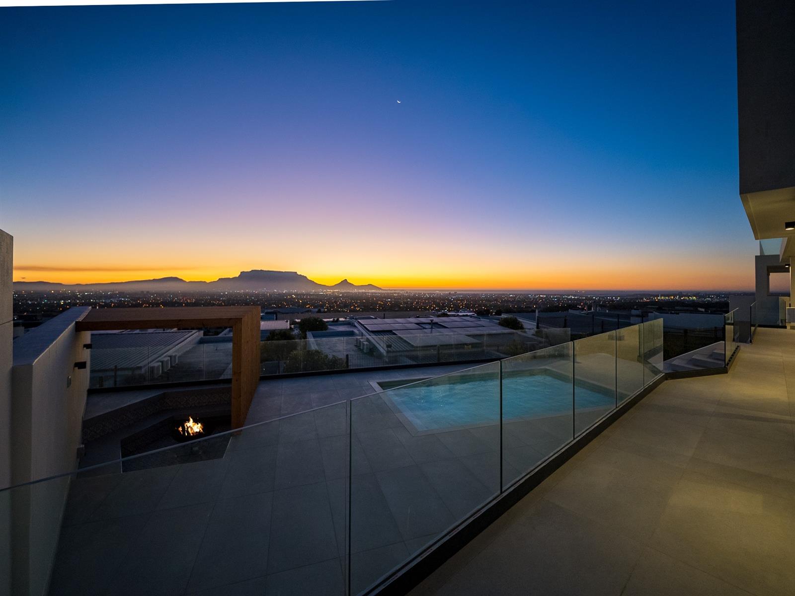 5-Bedroom Luxury Residence in Prestigious Baronetcy Estate