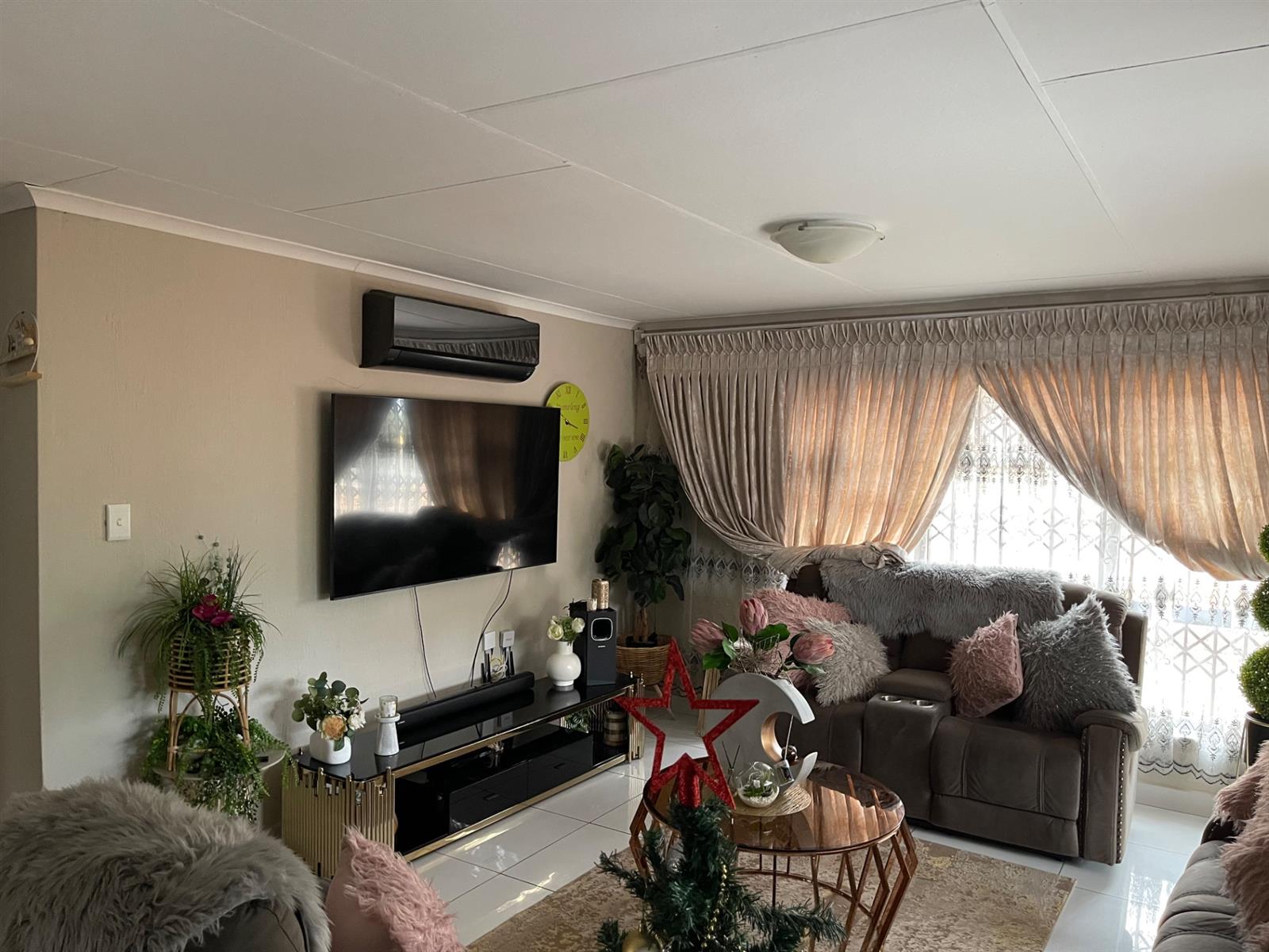 Charming House For Sale in Kriel