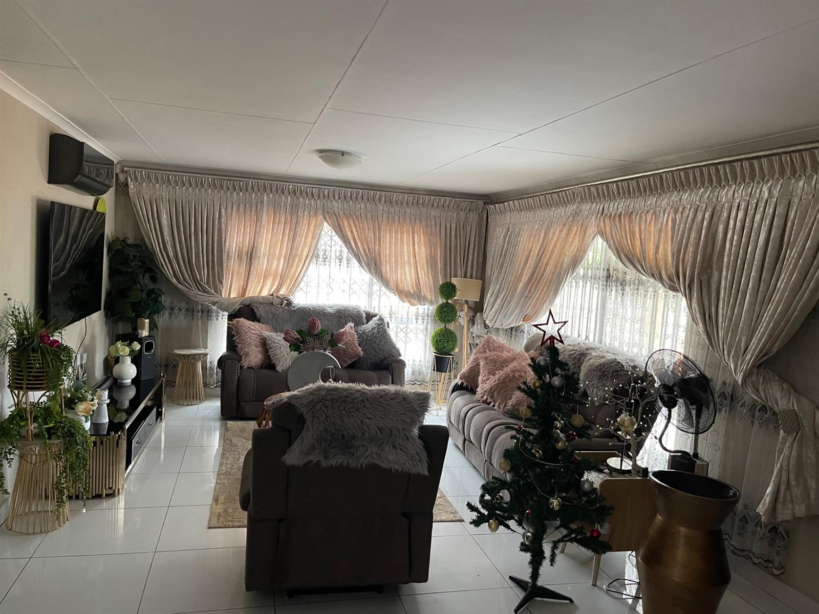 Charming House For Sale in Kriel