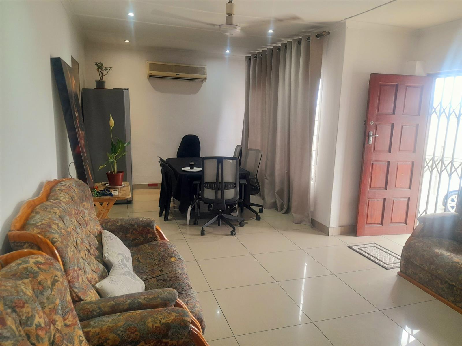 House For Sale in Parkgate, Verulam, KwaZulu Natal